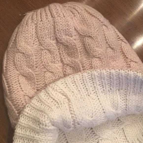 Lemon Cable Knit Beanie Reversible - Picture 3 of 3